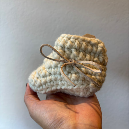 Cozie Tozies | Baby Bootie - Plumme Box
